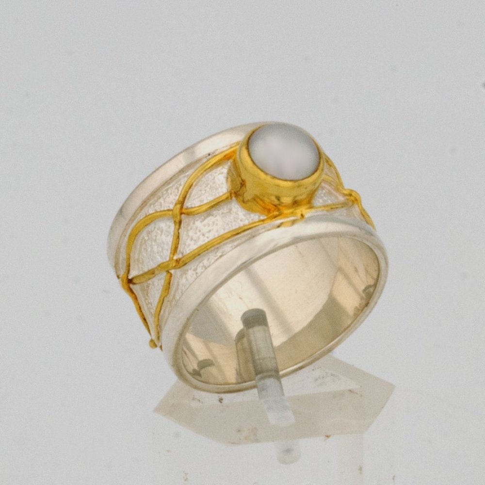 Sterling Silver and  22K Gold Vermeil Ring with 7 mm Freshwater Pearl